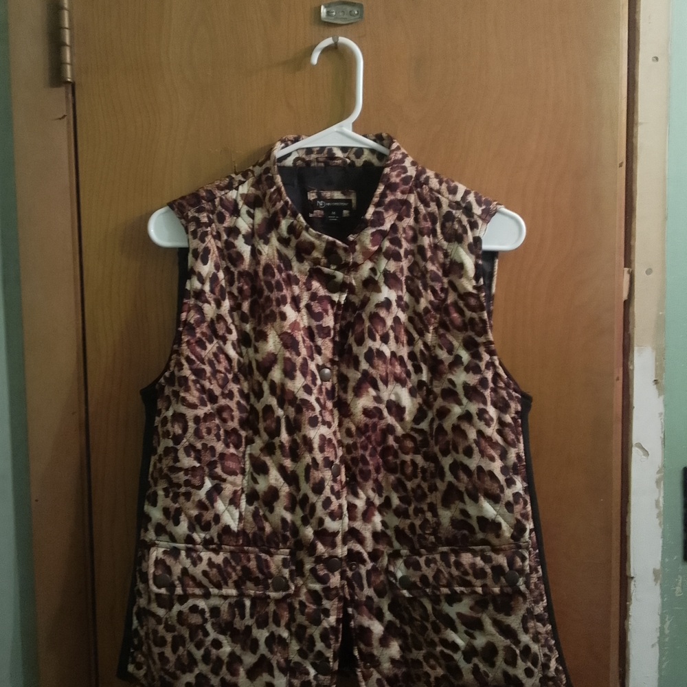 New Directions‎ Black and Brown Leopard Snap Button Vest Medium